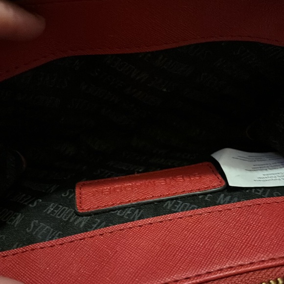 Like new Steve Madden small crossbody - Picture 4 of 5